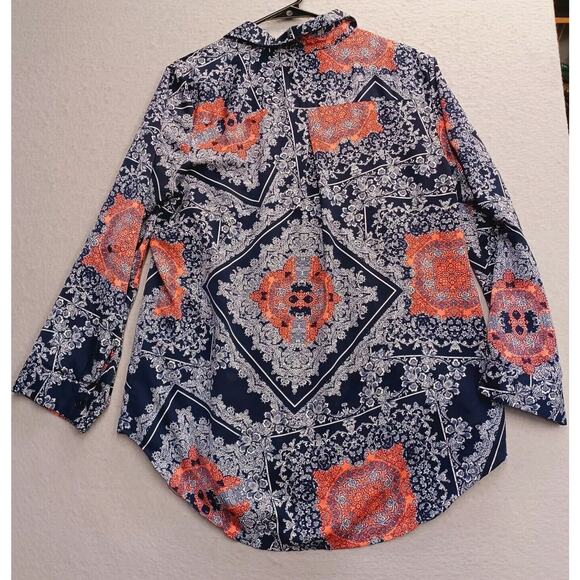 Chicos Top Womans 2 Lg Blue Floral Roll Tab Sleeve V Neck Pullover Blouse Boho - Picture 6 of 6